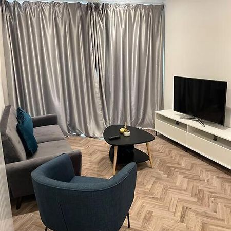 Stunning One Bedroom Apartment 런던 외부 사진